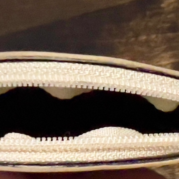 Pineapple Keychain Mini Coin Purse Zip - Picture 4 of 5